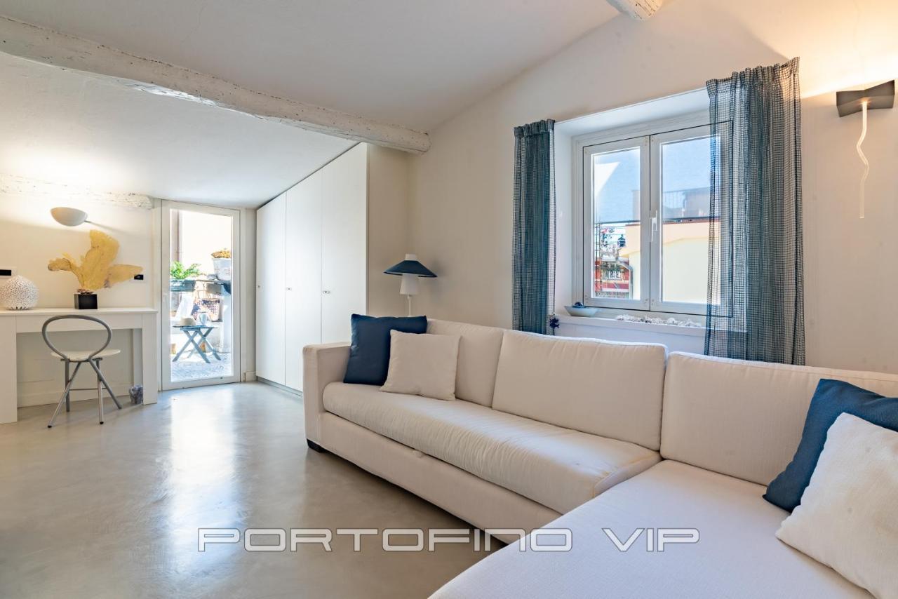 Apartment Vico Dritto 15