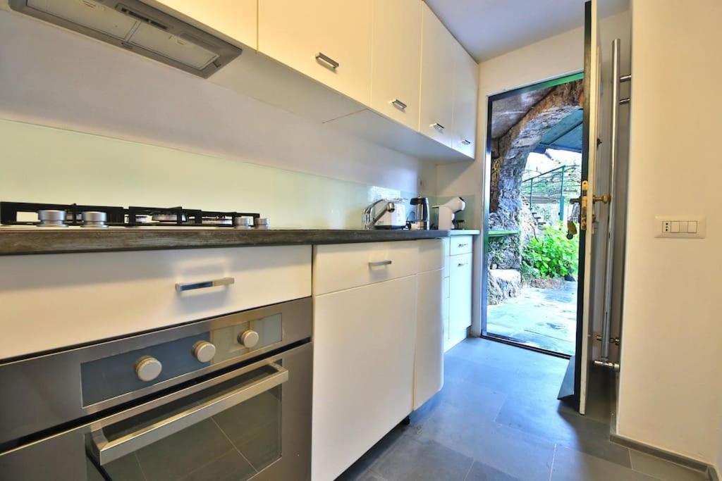 Ll Grecale By Klabhouse *