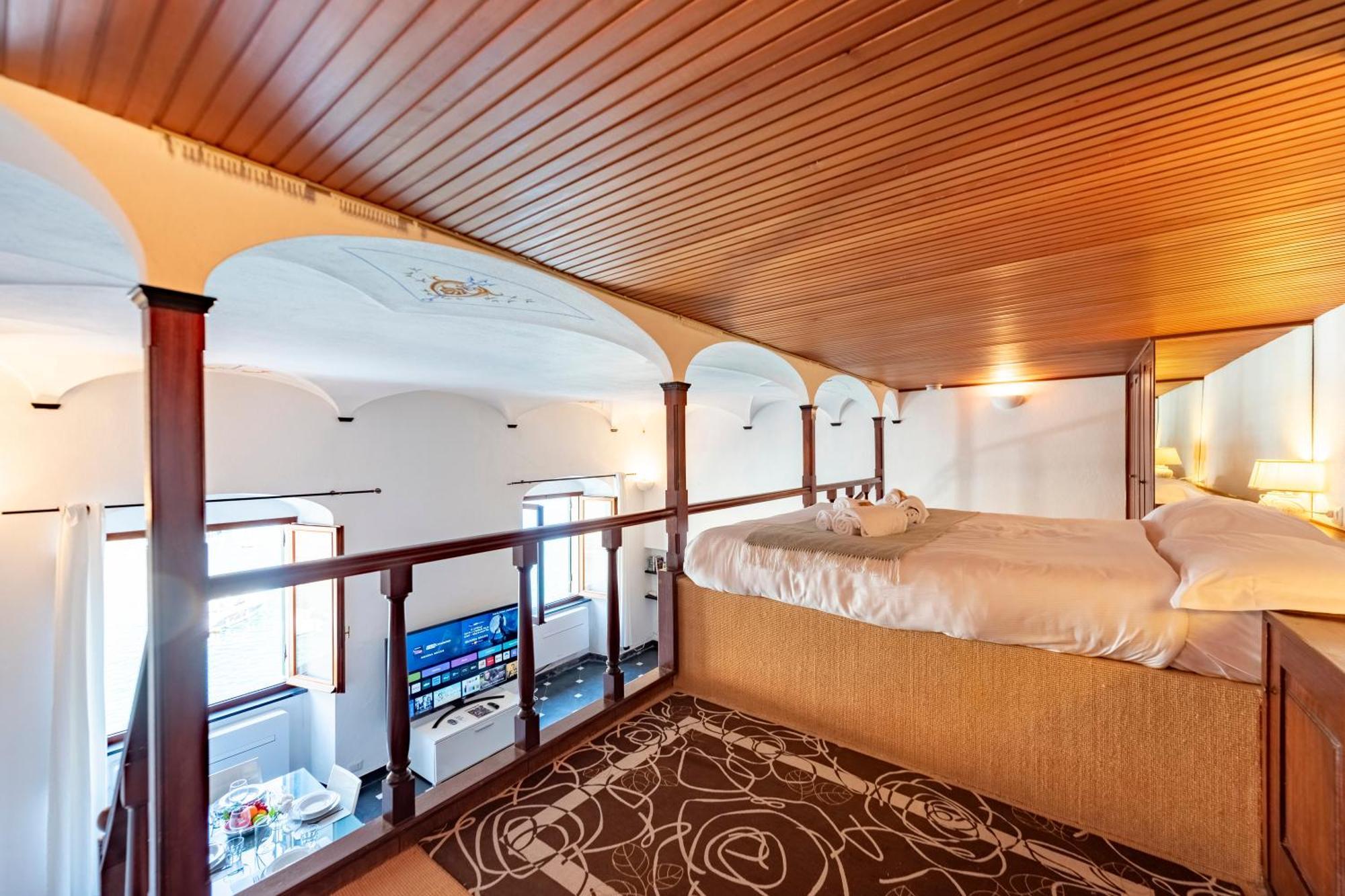 Sea View House - Happy