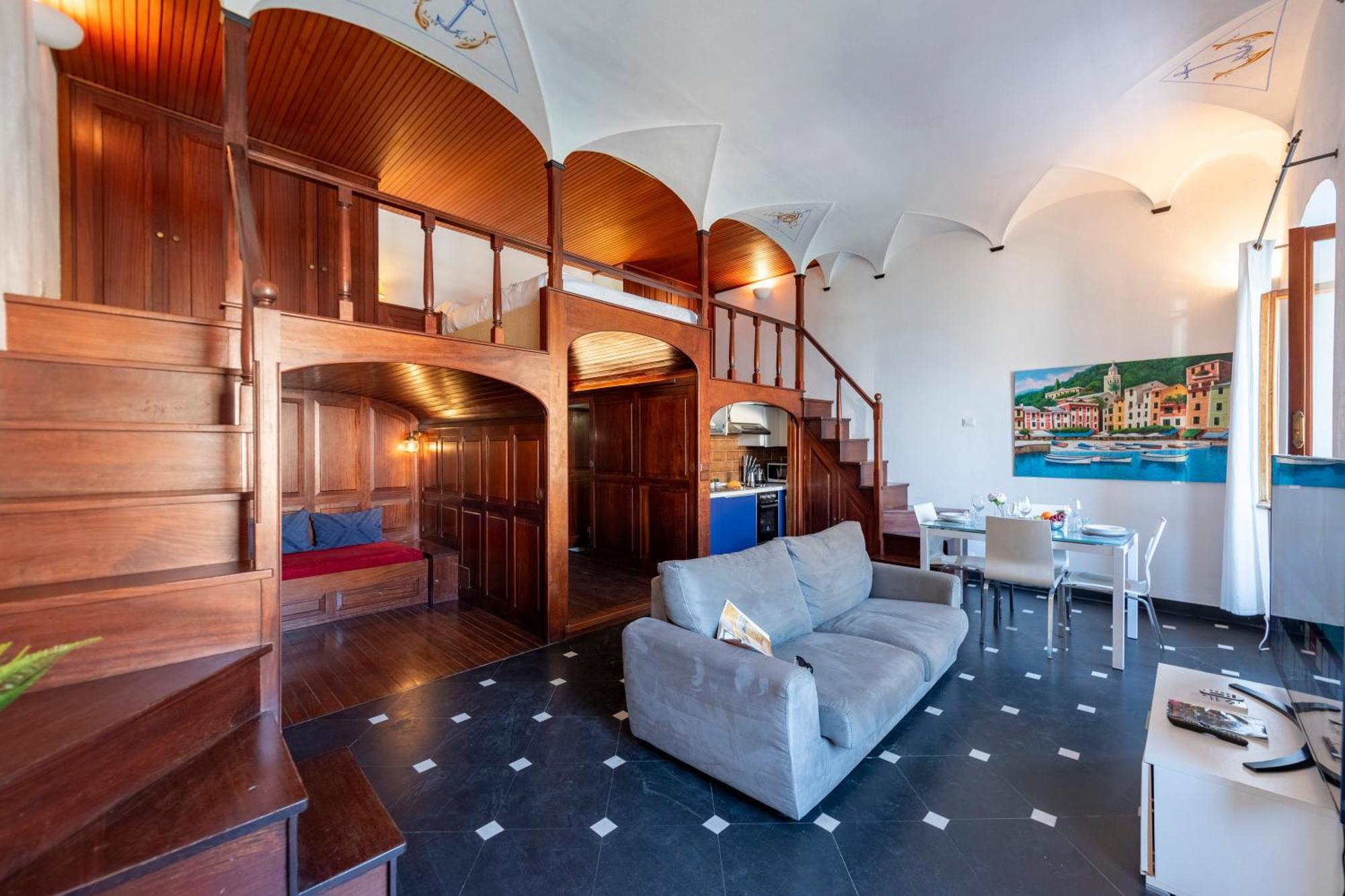 Sea View House - Happy