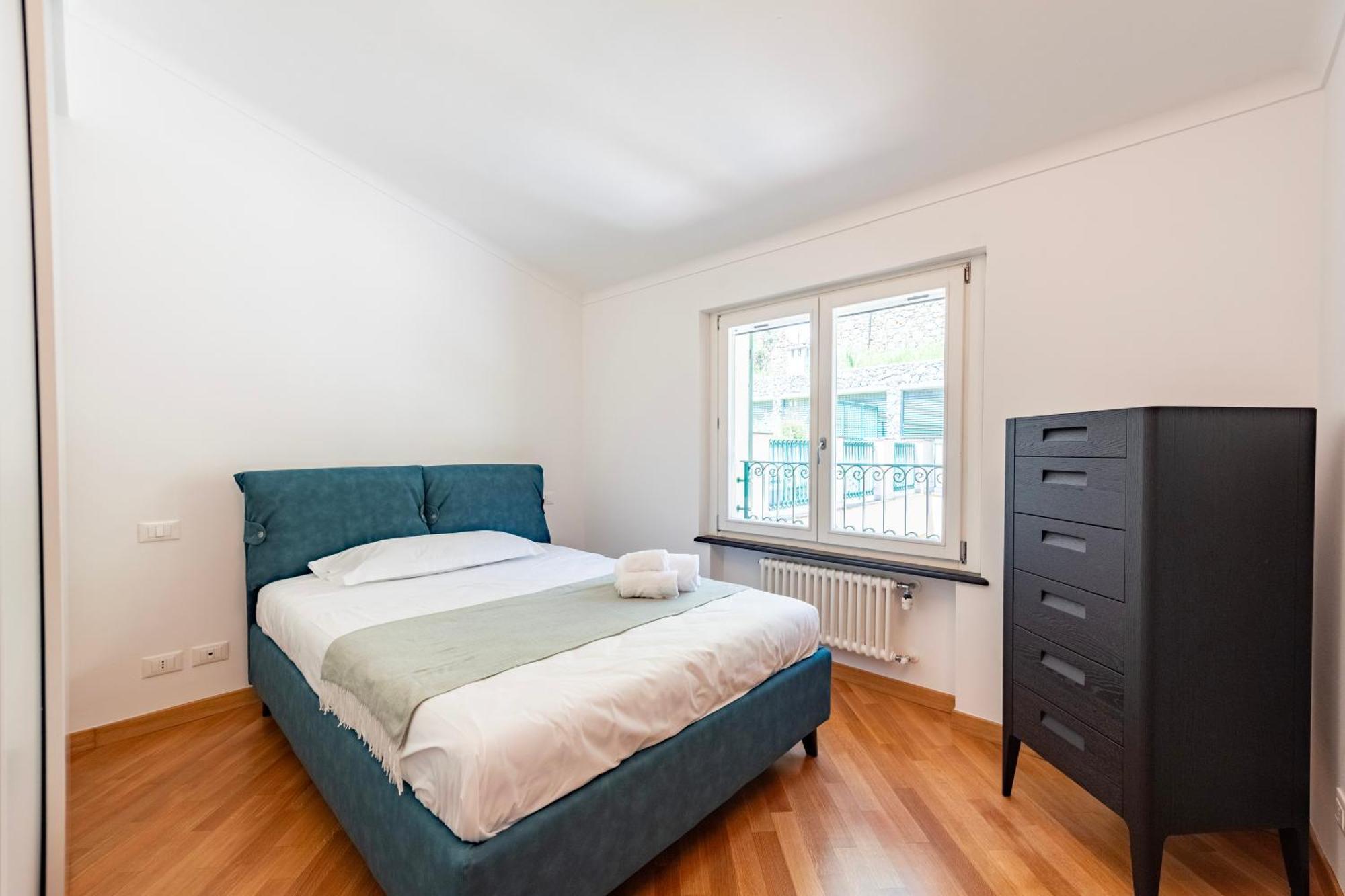 Wonderful House In With Parking - Happy Apartment *